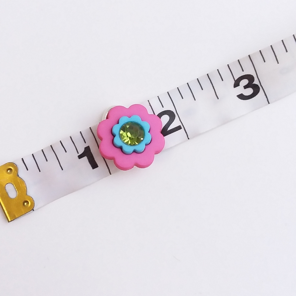 4/$20 Daisy flower shoelace charm for roller skates tennis shoes or boots - Picture 13 of 13